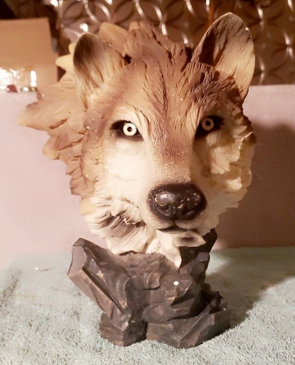 Ceramic Wolf Bust Repair